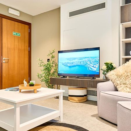 Stylish Apartment In Tigne Point Sliema Exterior photo