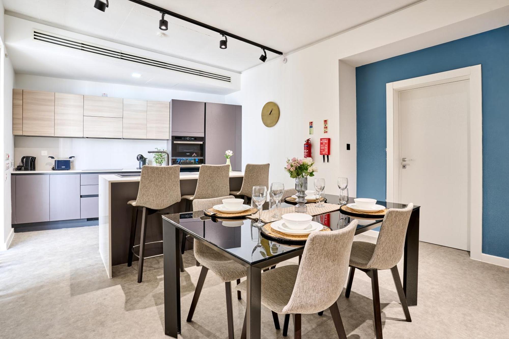 Stylish Apartment In Tigne Point Sliema Exterior photo
